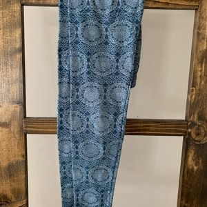 LuLaRoe leggings